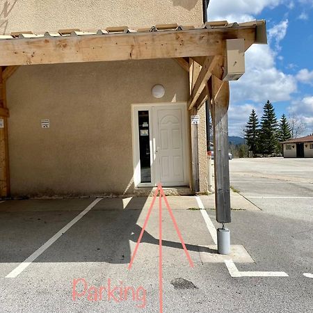 Appartement Ideal Pour Ete Et Hiver, Situe Au Pied Des Pistes De Ski Et Des Sentiers De Randonnee Prémanon المظهر الخارجي الصورة